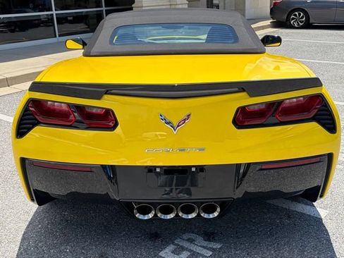 Used 2017 Chevrolet Corvette Stingray Convertible RWD image 6