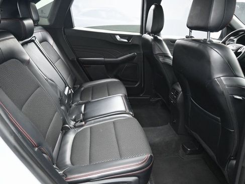 Used 2025 Ford Escape ST-Line image 32