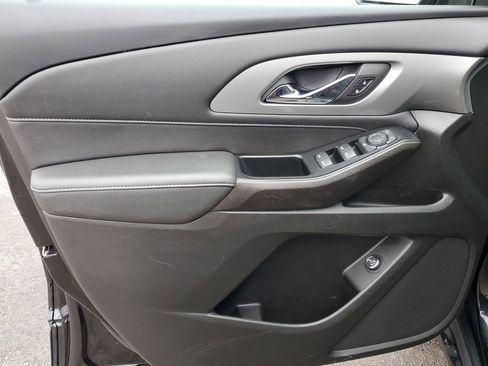 Certified 2023 Chevrolet Traverse LT w/ LPO, Floor Liner Package image 21