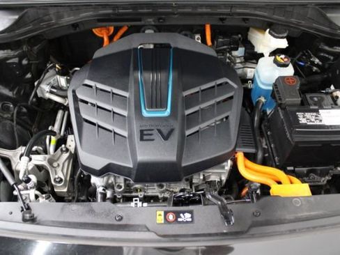 Used 2022 Kia Niro EX FWD image 30