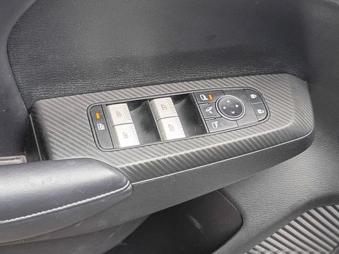Used 2023 Mitsubishi Outlander SE AWD/4WD image 14