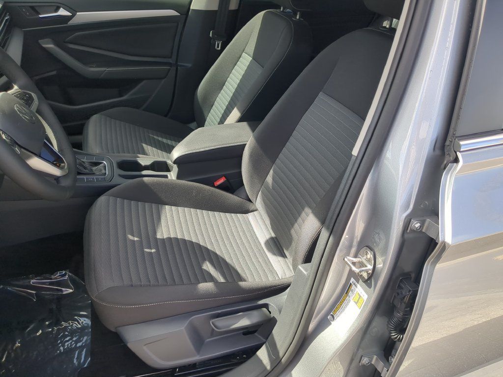 Certified 2026 Volkswagen Jetta S FWD image 18