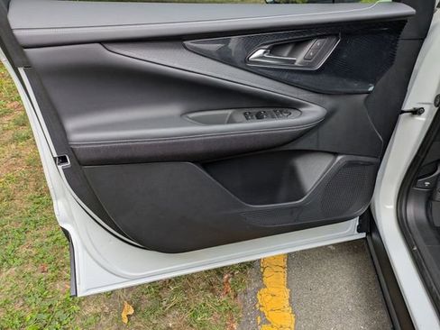 New 2026 Chevrolet Blazer EV LT image 8