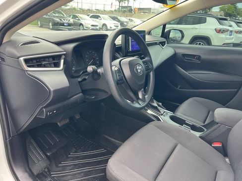 Used 2023 Toyota Corolla LE FWD image 18