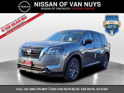 New 2025 Nissan Pathfinder S