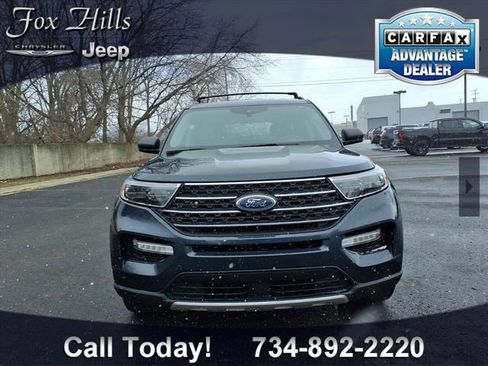 Used 2022 Ford Explorer XLT w/ Equipment Group 202A AWD/4WD image 2