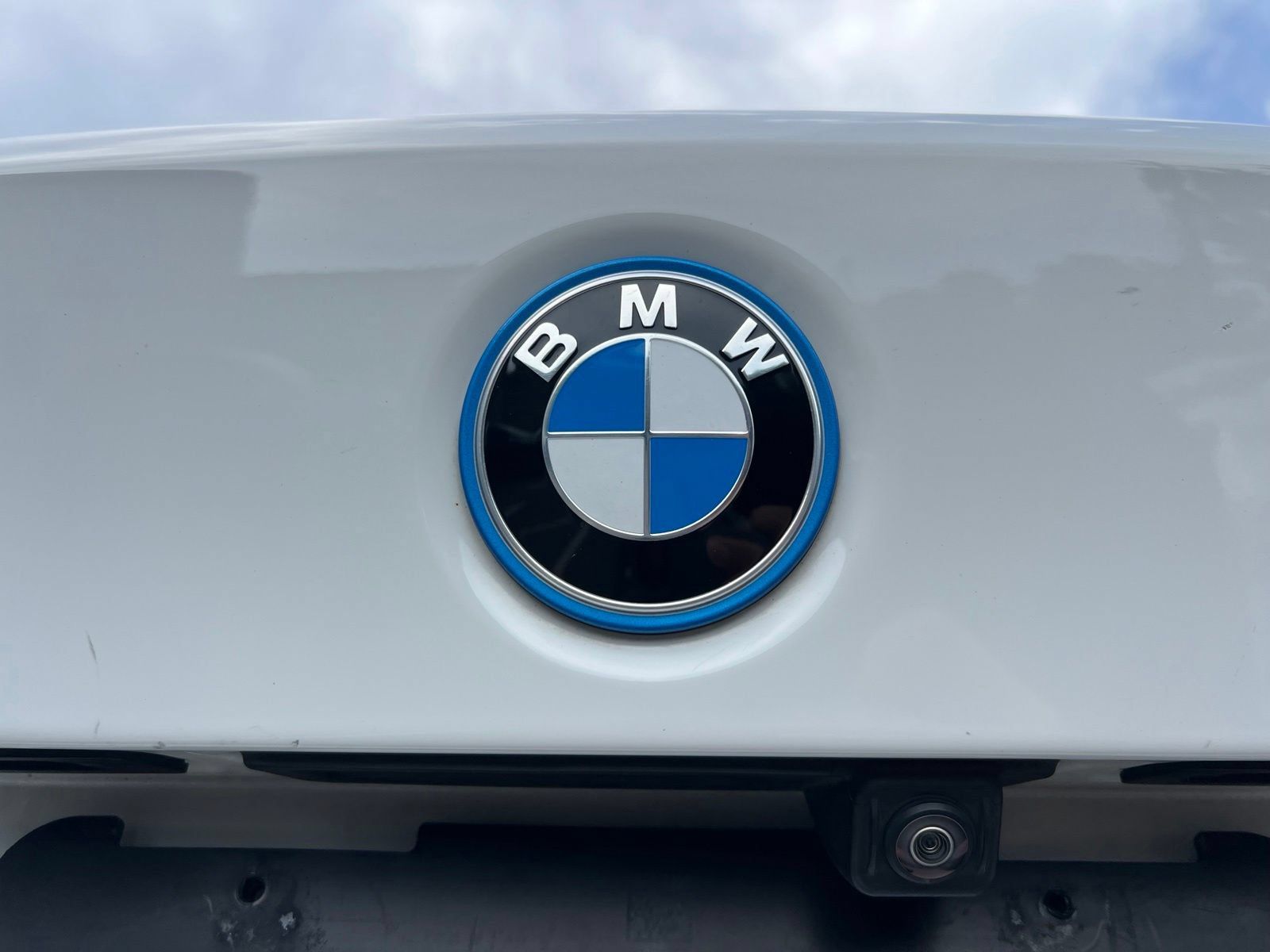 Used 2022 BMW 330e xDrive w/ Driving Assistance Package AWD/4WD image 25