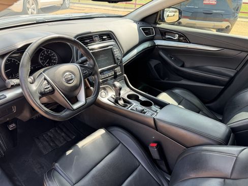 Used 2020 Nissan Maxima 3.5 SV w/ Floor Mat Group FWD image 15