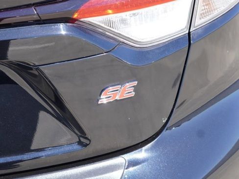 Used 2024 Toyota Corolla SE FWD image 11