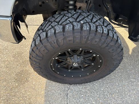 Used 2013 Ford F150 XLT w/ Luxury Equipment Group image 14