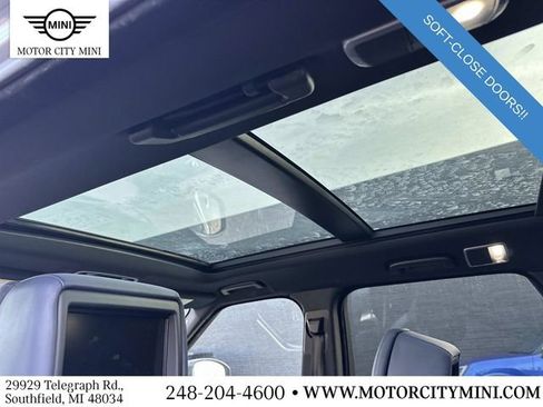 Used 2018 Land Rover Range Rover Sport Supercharged image 16