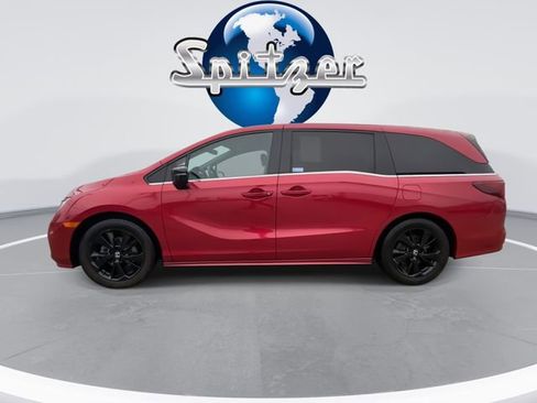 Used 2023 Honda Odyssey Sport image 6