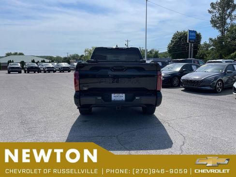 Used 2022 Toyota Tundra Platinum w/ Advanced Package AWD/4WD image 30