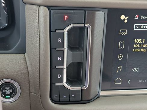 Used 2022 GMC Yukon Denali w/ Denali Premium Package AWD/4WD image 20