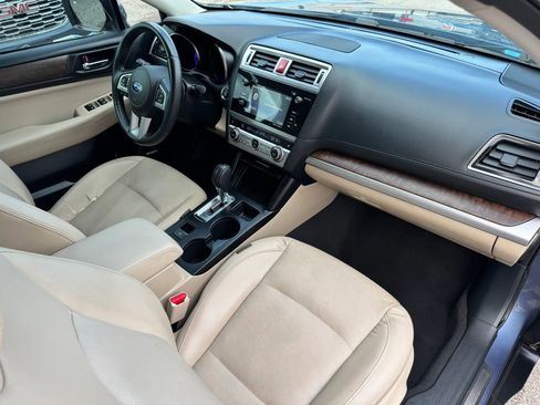 Used 2017 Subaru Outback 3.6R Limited AWD/4WD image 24
