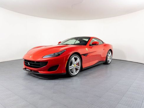 Certified 2020 Ferrari Portofino RWD image 7