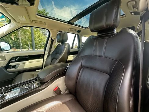 Used 2019 Land Rover Range Rover HSE AWD/4WD image 9