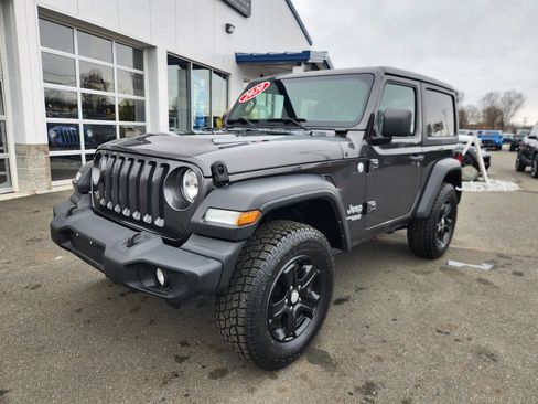 Used 2020 Jeep Wrangler Sport image 5