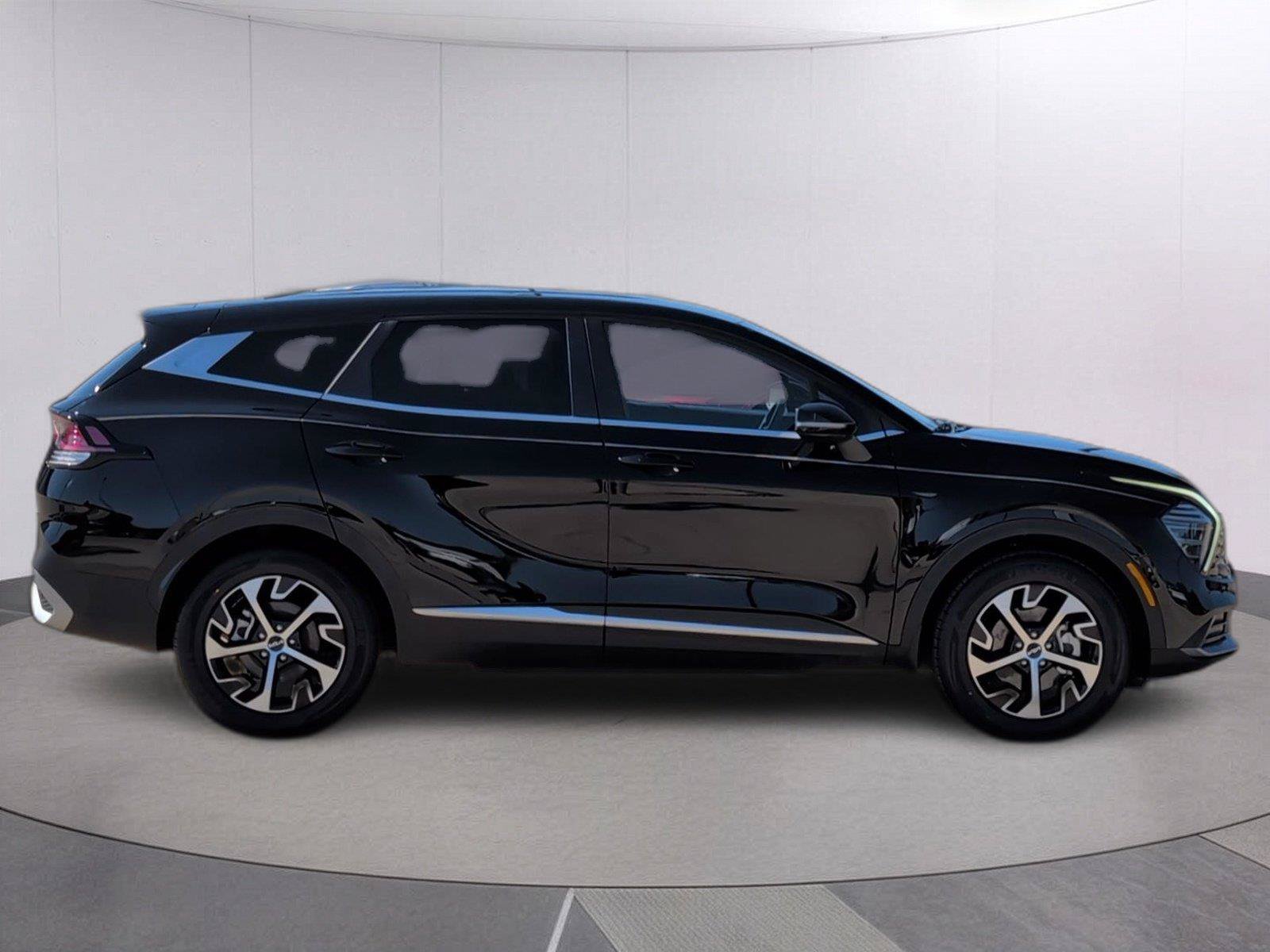 Used 2024 Kia Sportage EX FWD image 8