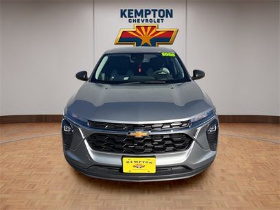 Used 2025 Chevrolet Trax LS