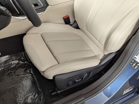 Used 2025 BMW 330i xDrive Sedan w/ M Sport Package image 18