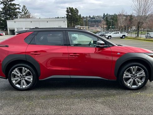 Used 2024 Subaru Solterra Touring image 4