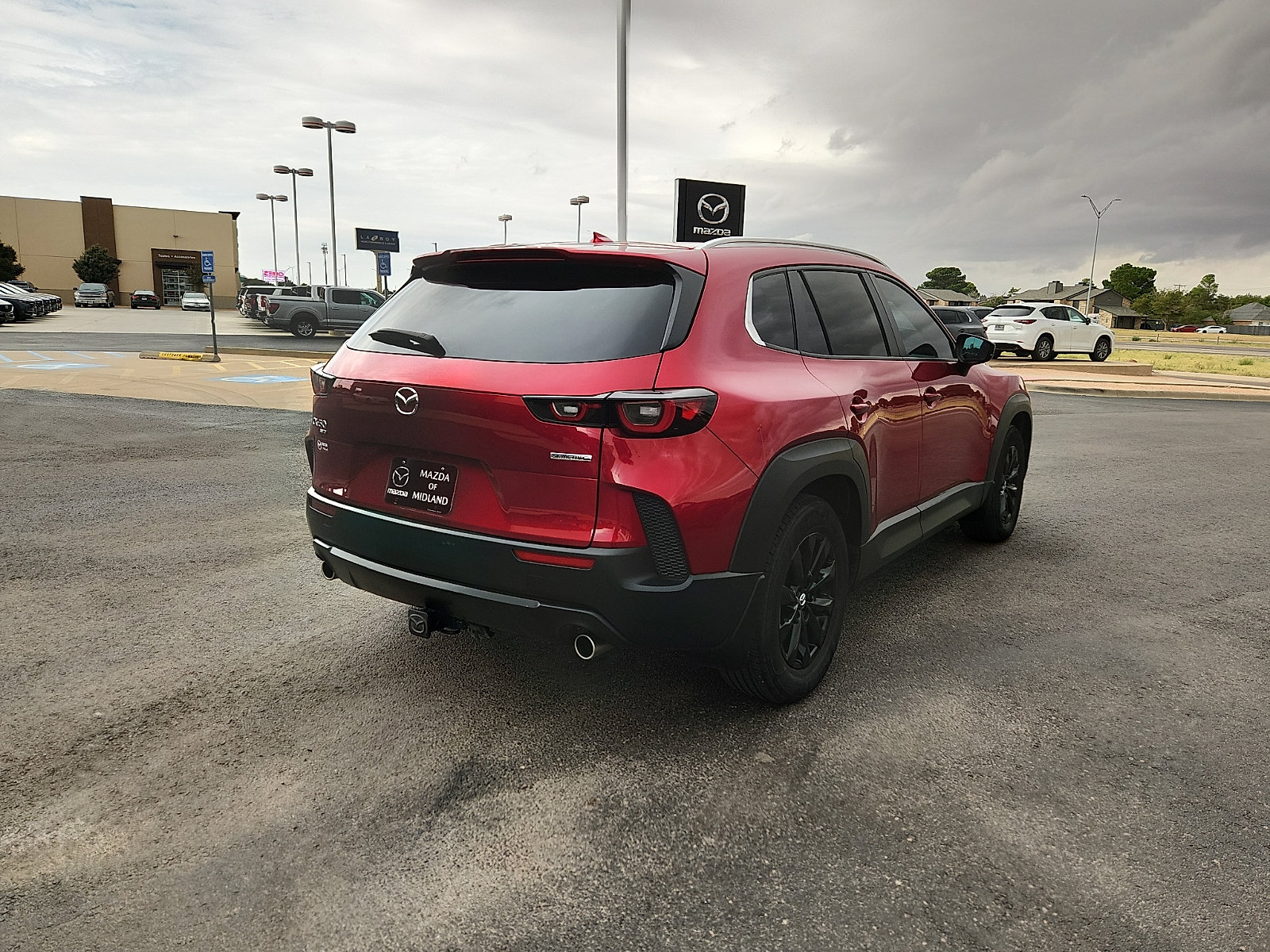 Used 2024 MAZDA CX-50 AWD 2.5 S w/ Premium Package image 5