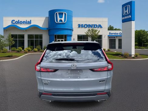 Used 2024 Honda CR-V Sport Touring image 5