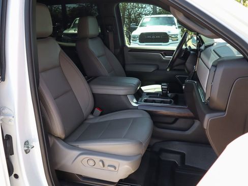 Used 2023 GMC Sierra 1500 SLT w/ SLT Premium Package AWD/4WD image 49