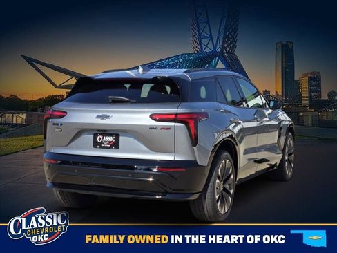 New 2025 Chevrolet Blazer EV RS w/ Super Cruise Package AWD/4WD image 4