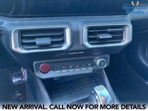 Used 2024 Ford Mustang GT Premium image 9