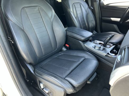 Used 2019 BMW X4 xDrive30i w/ M Sport Package AWD/4WD image 8