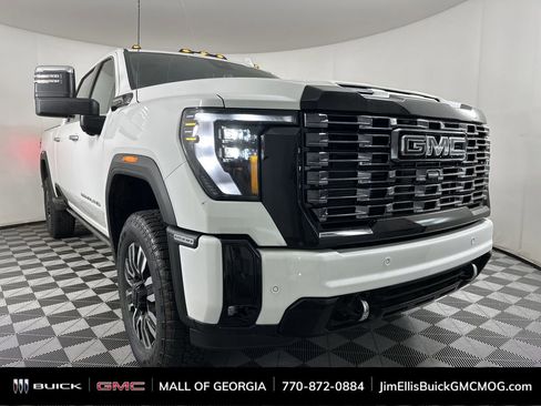 New 2025 GMC Sierra 2500 Denali Ultimate w/ Max Trailering Package image 1