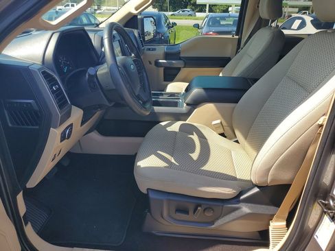 Used 2019 Ford F150 XLT w/ Equipment Group 302A Luxury AWD/4WD image 5