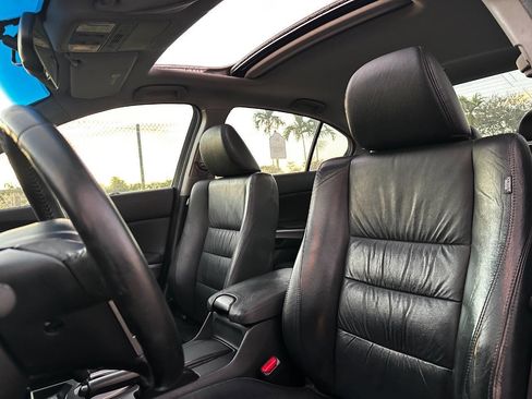 Used 2010 Honda Accord EX-L image 8