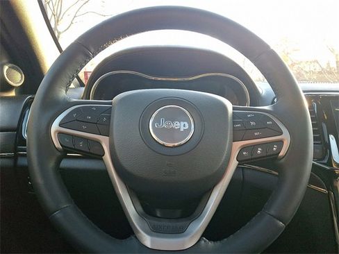 Used 2020 Jeep Grand Cherokee High Altitude image 21