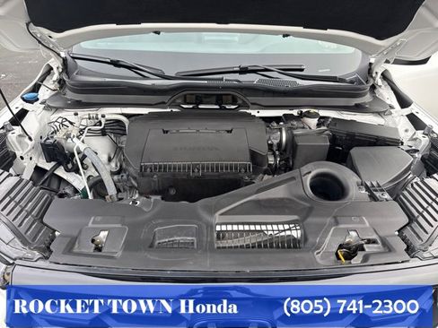 Used 2024 Honda Pilot Sport image 19
