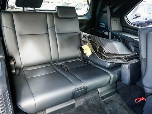 Used 2023 Toyota Sequoia Platinum image 19