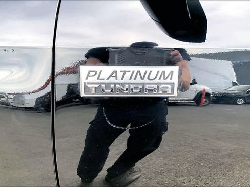 Used 2019 Toyota Tundra Platinum AWD/4WD image 7