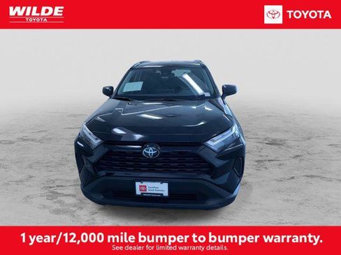 Certified 2025 Toyota RAV4 LE AWD/4WD image 4