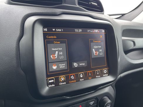 Used 2022 Jeep Renegade Limited image 18