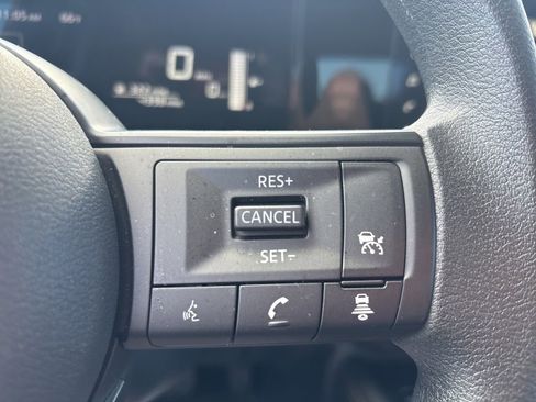 Certified 2025 Nissan Kicks SV w/ SV Premium Package AWD/4WD image 20