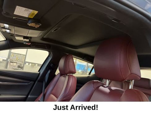 Used 2023 MAZDA MAZDA3 s image 7