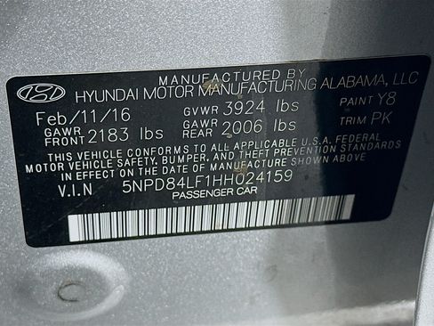 Used 2017 Hyundai Elantra SE FWD image 12