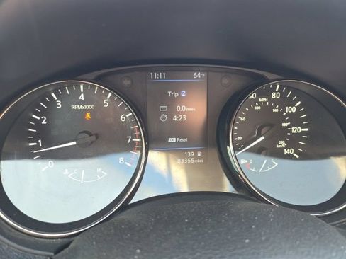 Used 2019 Nissan Rogue SV AWD/4WD image 14