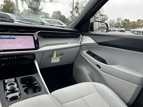 New 2026 Jeep Cherokee Laredo image 60