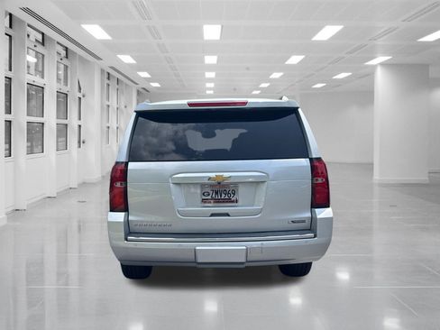 Used 2018 Chevrolet Suburban Premier AWD/4WD image 6