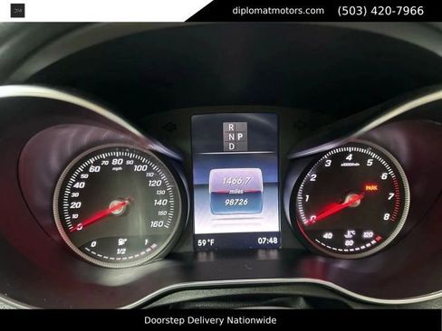 Used 2017 Mercedes-Benz GLC 300 4MATIC image 25