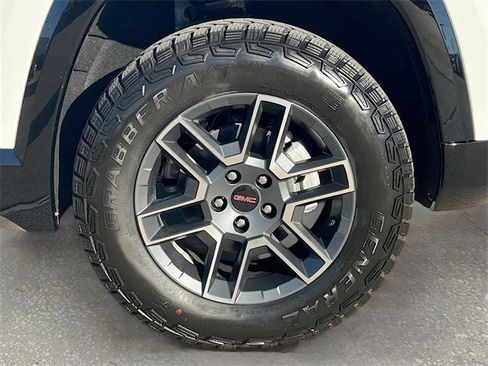 New 2026 GMC Terrain AT4 w/ Convenience Package III image 19