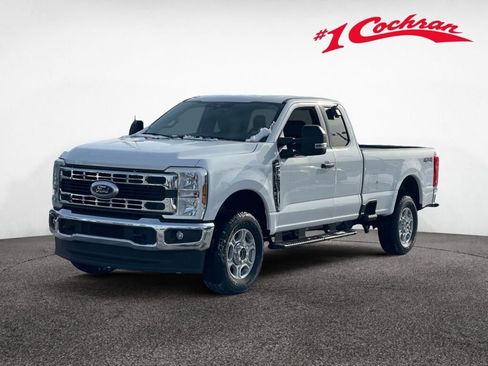New 2026 Ford F250 XLT image 3